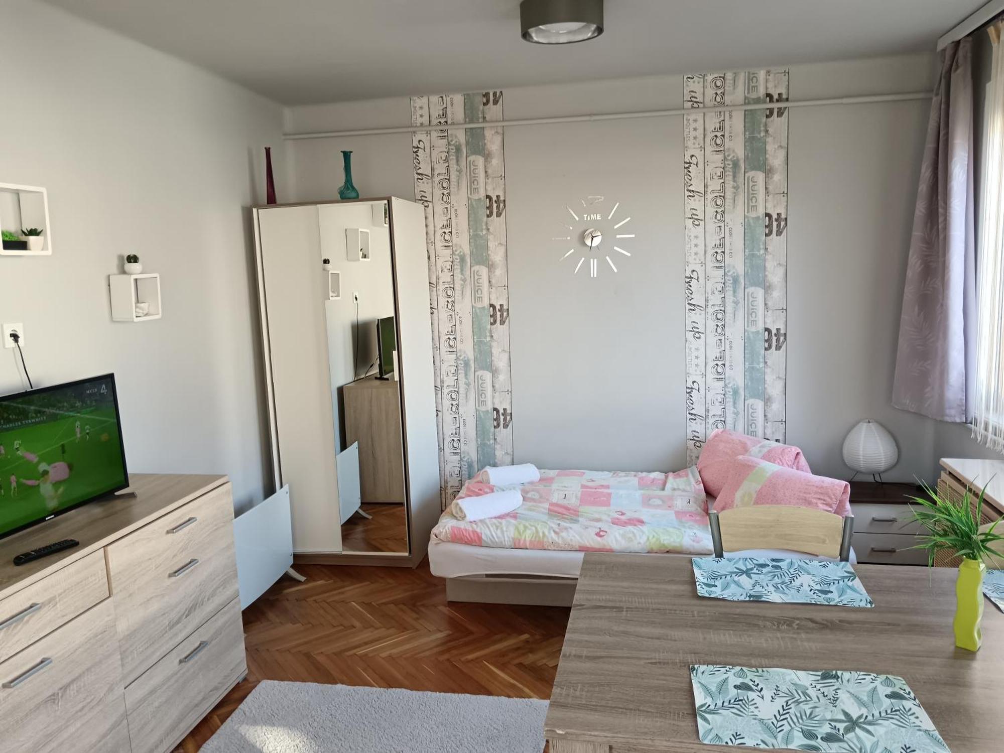 My Home Cibuka Apartman! Hajdúszoboszló Buitenkant foto