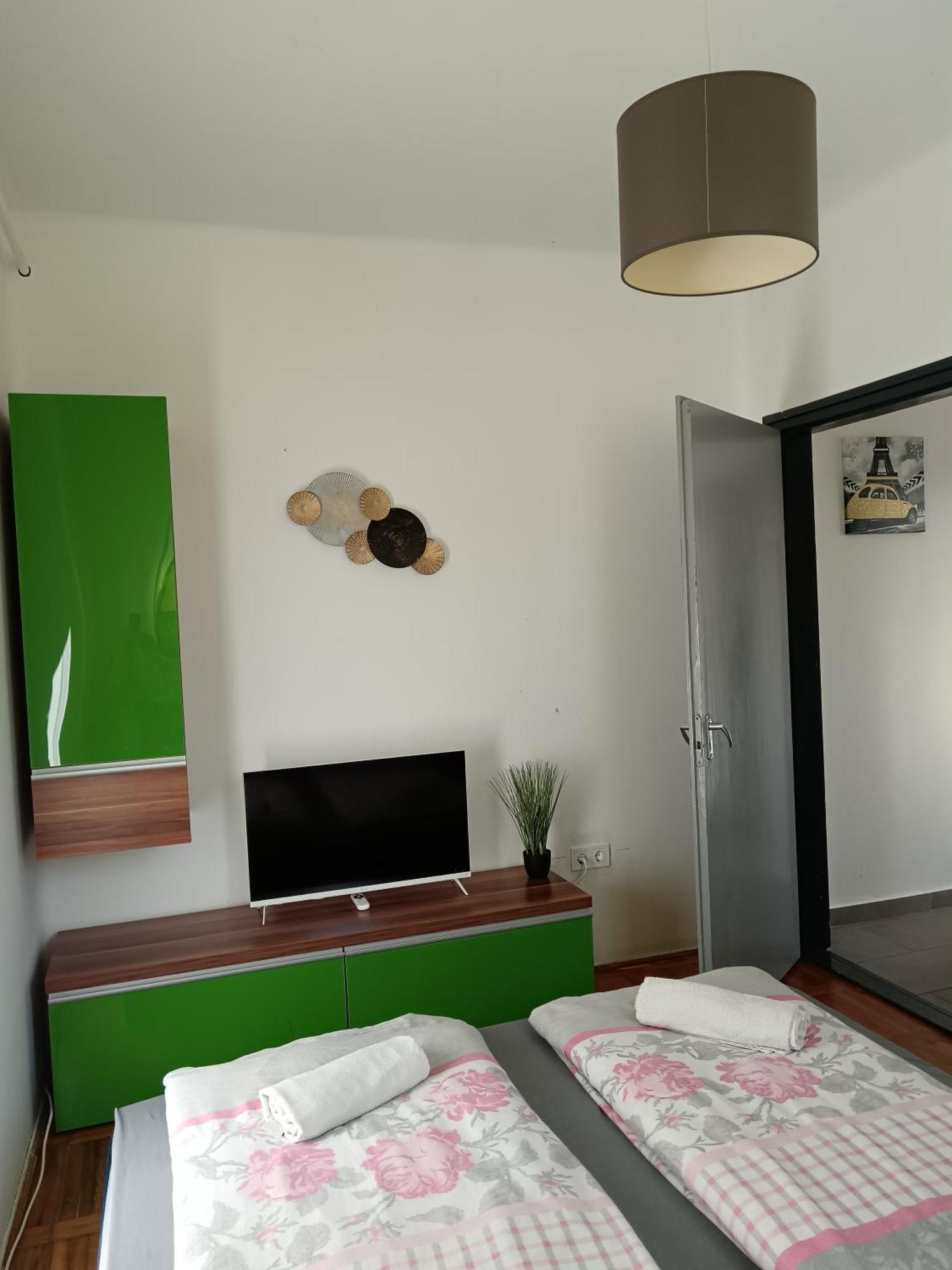 My Home Cibuka Apartman! Hajdúszoboszló Buitenkant foto