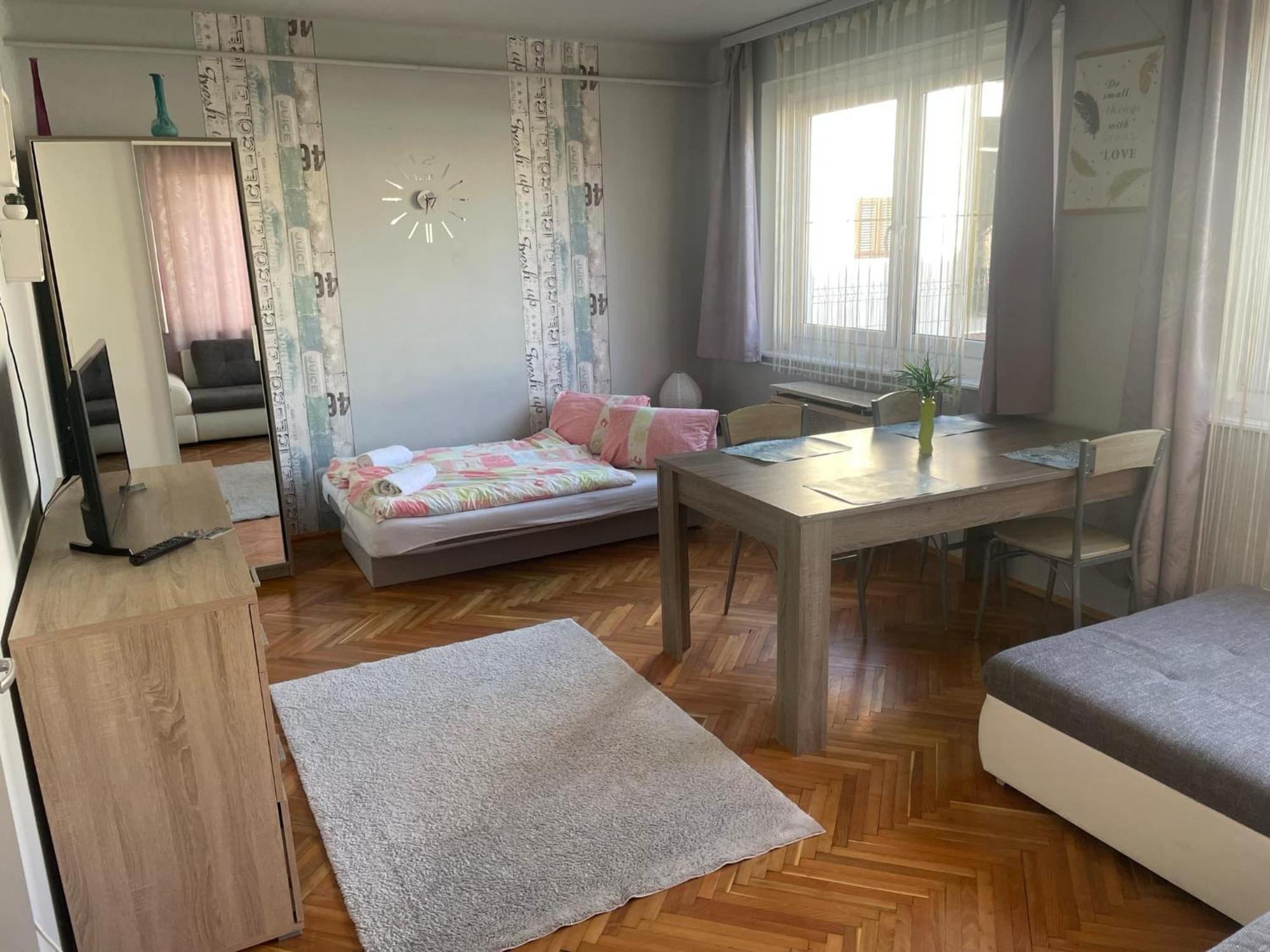 My Home Cibuka Apartman! Hajdúszoboszló Buitenkant foto