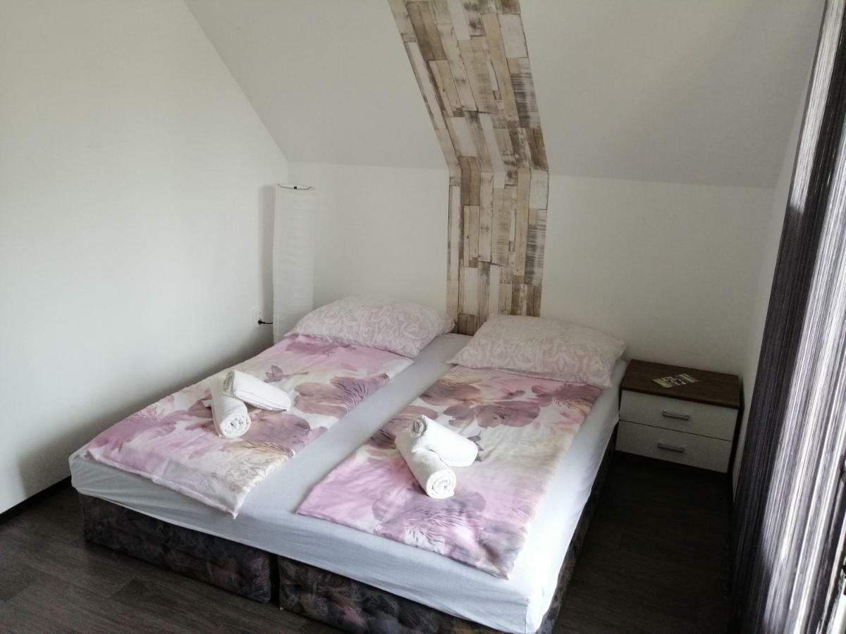 My Home Cibuka Apartman! Hajdúszoboszló Buitenkant foto